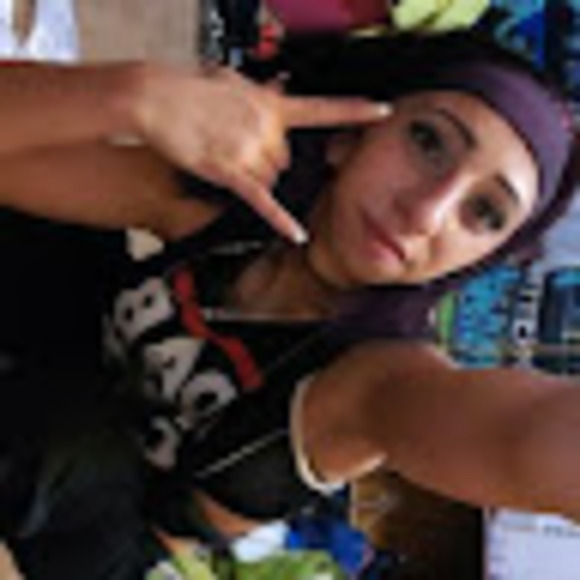 Profile Picture of Cherrill Pipes (@hrdcoremuthafuk) on Poshmark