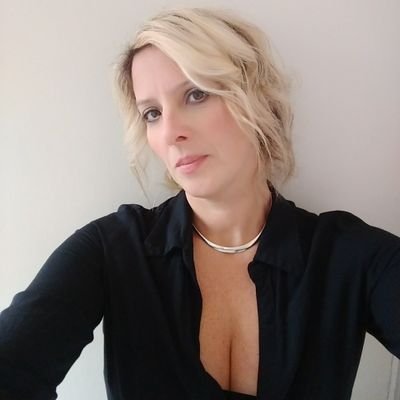 Profile Picture of Amanda Harper (@amandaharper) on Twitter