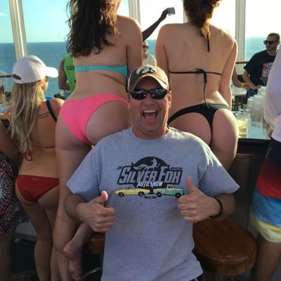 Profile Picture of Chad Muff (@MuffChad) on Twitter