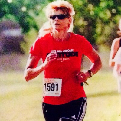 Profile Picture of Lisa Kruse (@runnergal67) on Twitter