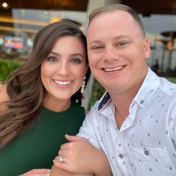 Profile Picture of Frances Hidalgo (@flhidalgo) on Poshmark