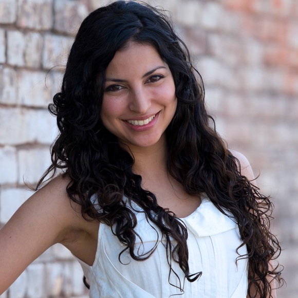 Profile Picture of Paula Parra lópez (@paula_rader) on Poshmark
