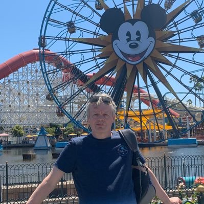 Profile Picture of Mark Rowlands (@MarkGRowlands) on Twitter