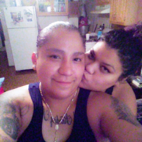 Profile Picture of Kimberly Saltos (@kimjay2817) on Poshmark