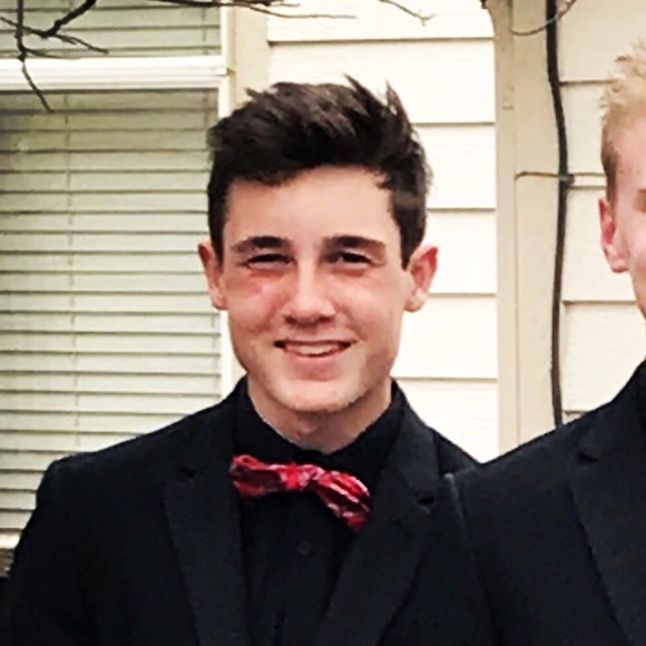 Profile Picture of Reed Wilkinson (@reedw7) on Poshmark