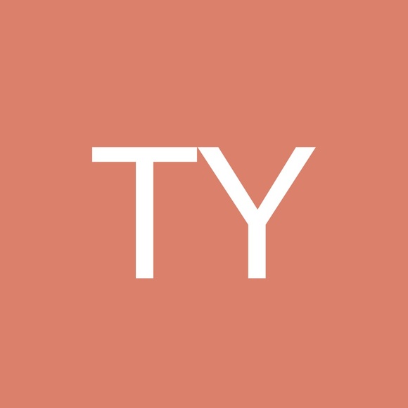 Profile Picture of Taylor Yenglin (@tayloryenglin) on Poshmark