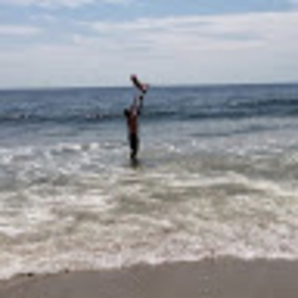 Profile Picture of Michael Baffuto (@michaelbaffuto) on Poshmark