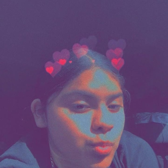 Profile Picture of Ramirez Fatima (@fatimaramirez2) on Poshmark