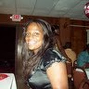 Profile Picture of Nadia Deltor (@sexymama1of3) on Youtube