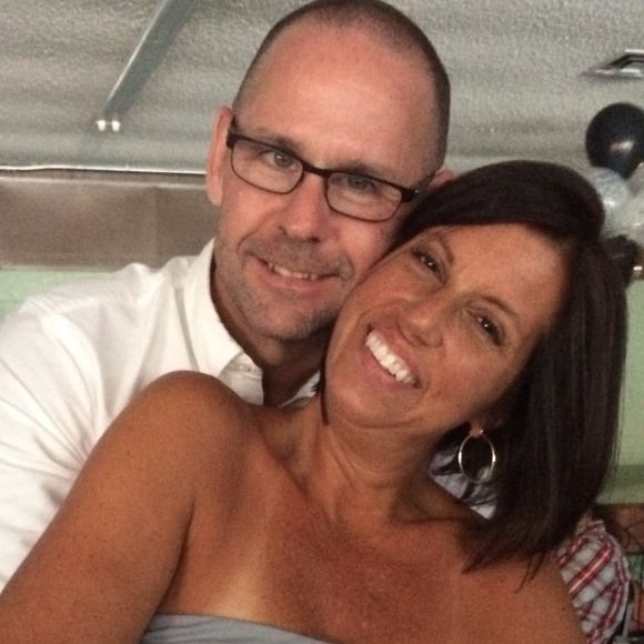 Profile Picture of Teresa Knisely (@tmknisely) on Poshmark