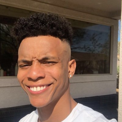 Profile Picture of Jeremiah Patterson (@TheBlackMamba62) on Twitter