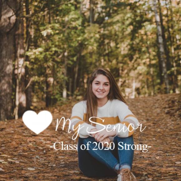 Profile Picture of Rebecca Follette (@miclogleo) on Poshmark