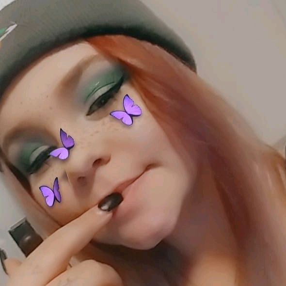 Profile Picture of Carrie Yo (@astro.twat) on Tiktok