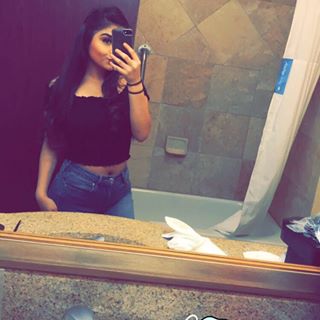 Profile Picture of Emely Castillo (@emely.castillo.161214) on Facebook