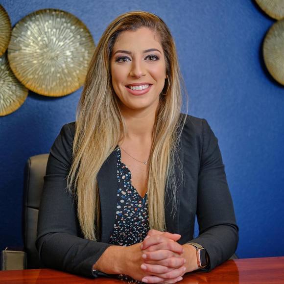 Profile Picture of Dalya Zalloum (@dalyazalloum) on Poshmark