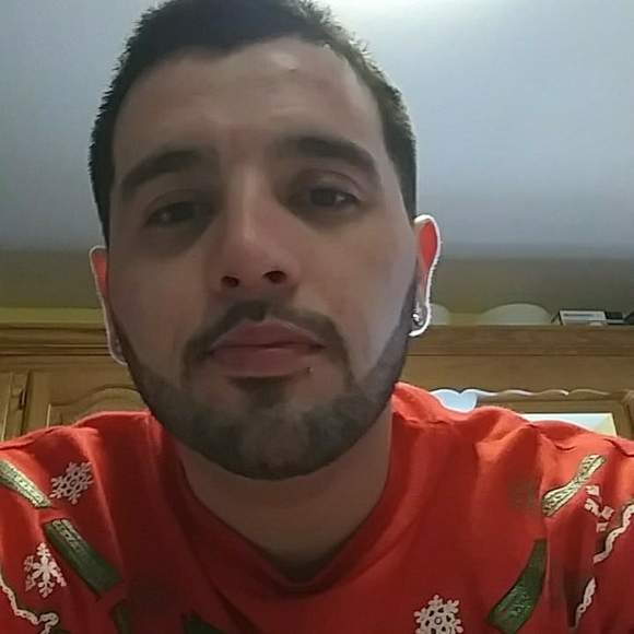 Profile Picture of Isaac Garcia (@isaacg1990) on Poshmark