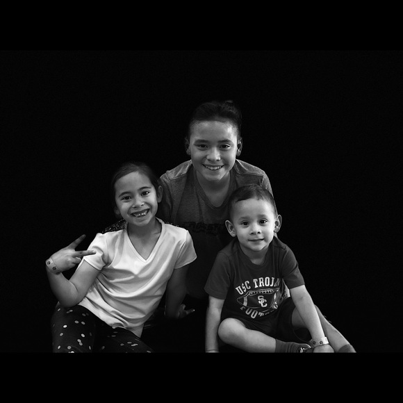 Profile Picture of Roberto Balladares (@robballa) on Poshmark