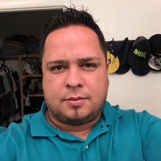 Profile Picture of J David Claros (@J-David-Claros) on Facebook