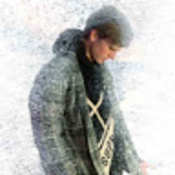 Profile Picture of Caleb Bone (@calebjbone) on Poshmark