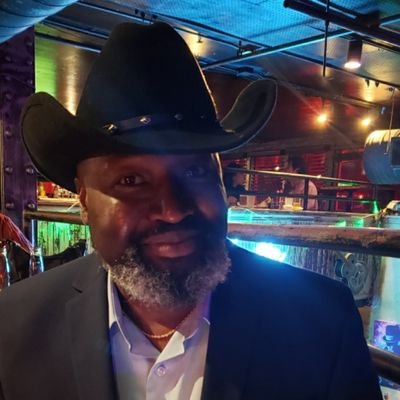 Profile Picture of Matthew Charles (@MCharles615) on Twitter