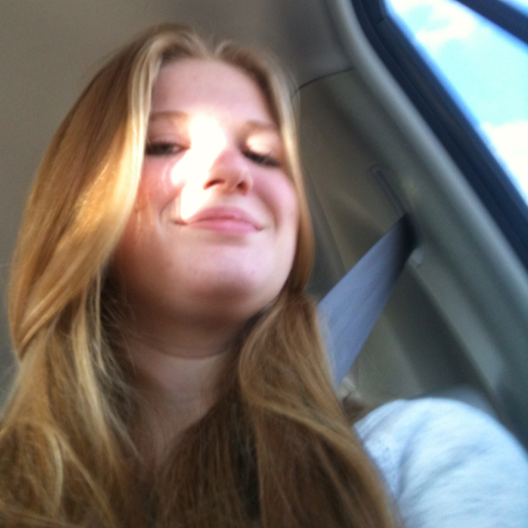 Profile Picture of Lorawai Allerai (@lorawai) on Poshmark