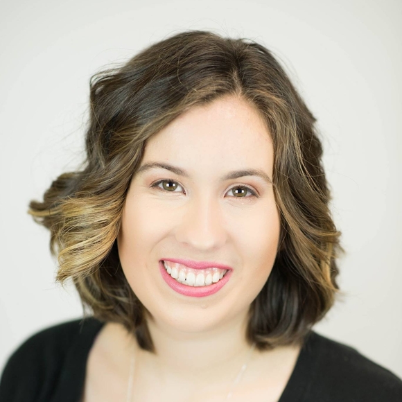 Profile Picture of Sydney Hruda (@sydney8910) on Poshmark