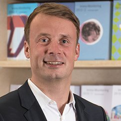 Profile Picture of Robert Weinert (@rw1909) on Twitter