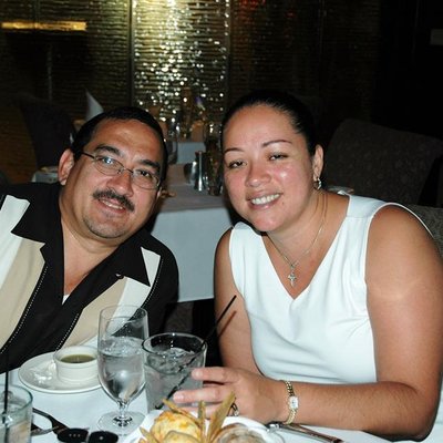 Profile Picture of Angie Castejon (@NegronRivera1) on Twitter