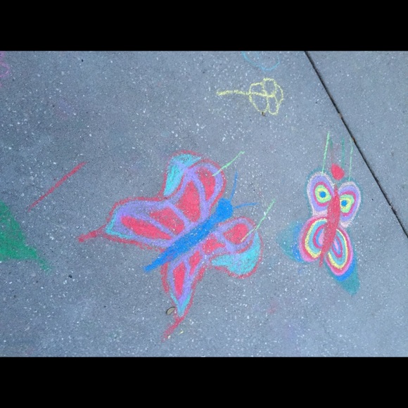 Profile Picture of Claire Blymiller (@clairebly) on Poshmark