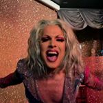 Julian Riley - Instagram Profile Picture of Julian Riley (@yesrobynbanks) on Instagram