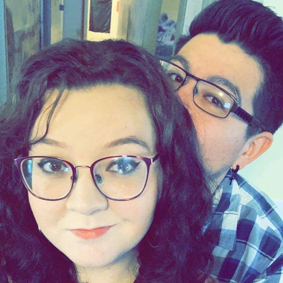 Cassie Keener - Poshmark Profile Picture of Cassie Keener (@cassieleann22) on Poshmark