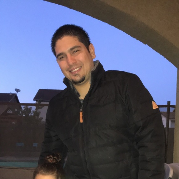 Profile Picture of Alexander Garcia (@sanderg7) on Poshmark