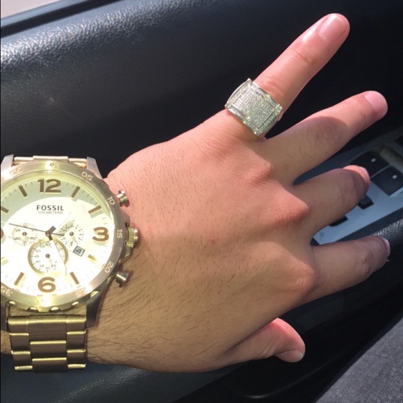 Profile Picture of Luis Ordaz (@louiscutz) on Poshmark
