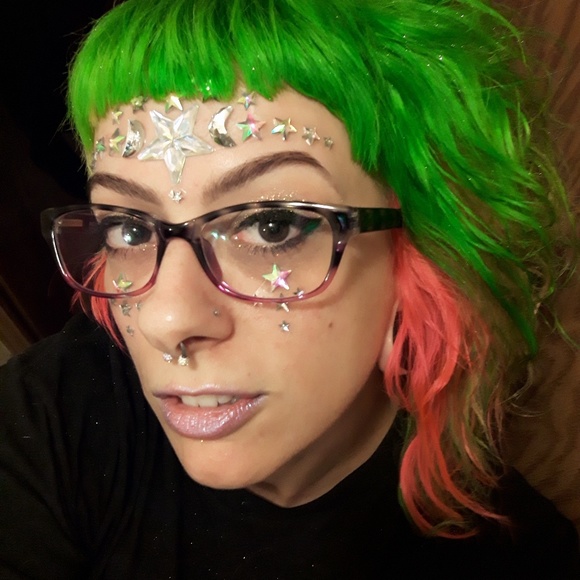 Profile Picture of Kat Duscio (@dubjira) on Poshmark