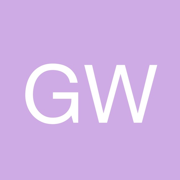 Profile Picture of Gloria Walker (@glrwlkr) on Poshmark