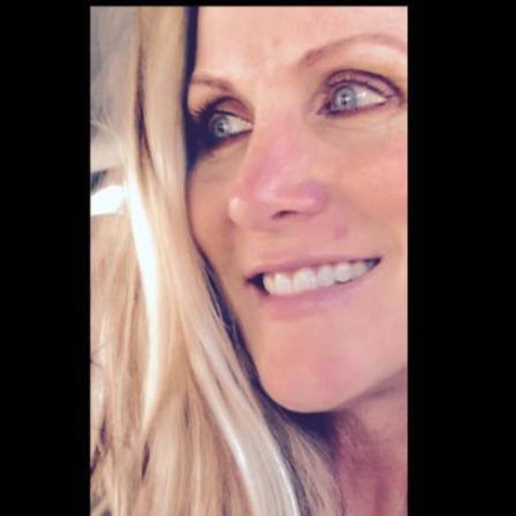 Profile Picture of Gina Lines stinn (@rgstinn91) on Poshmark