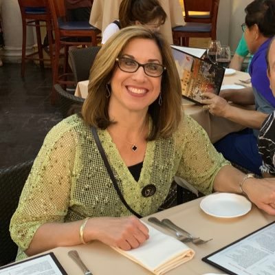 Profile Picture of Lori Shapiro (@LoriRShapiro1) on Twitter