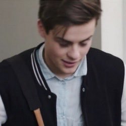 Profile Picture of Chris,, (@SCH1STAD) on Twitter