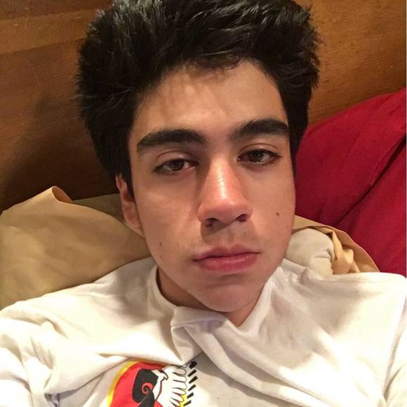 Profile Picture of George Sakers (@gsakers) on Poshmark