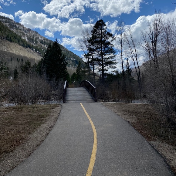 Profile Picture of Sandy Finegood (@bcskier) on Poshmark