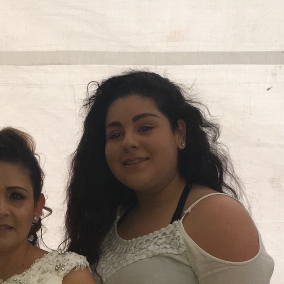 Jocelyn Alvarado - Poshmark Profile Picture of Jocelyn Alvarado (@jocyposh) on Poshmark