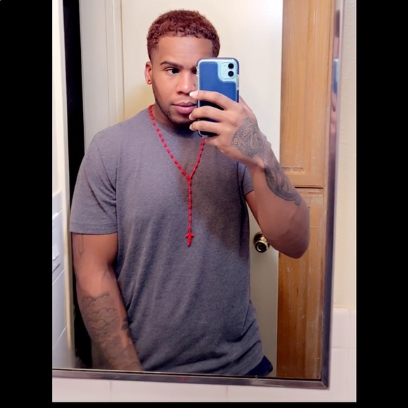 Profile Picture of Alex Garzon (@cubaelbarber) on Poshmark