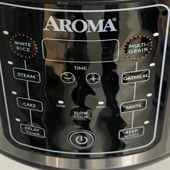 Profile Picture of Armani Berroa (@armani_berroa) on Poshmark