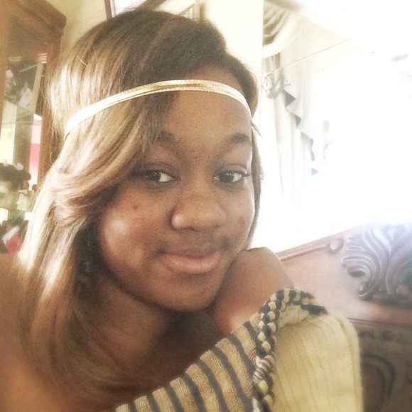 Profile Picture of Arlontra Mcgarnett (@denzay93) on Poshmark