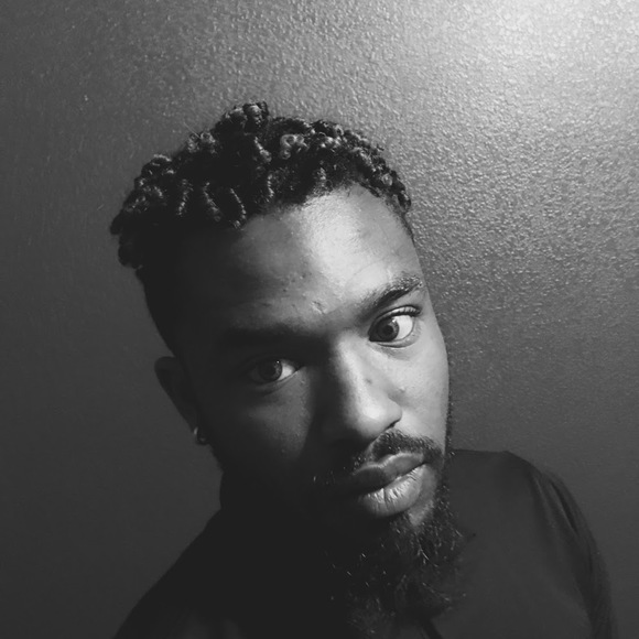 Profile Picture of Terrence Moody (@terrencemoody) on Poshmark