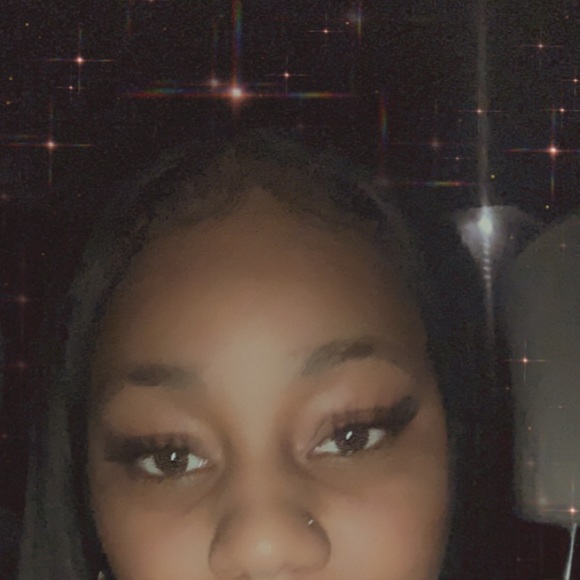 Profile Picture of Ariel Rogers (@precious2740) on Poshmark