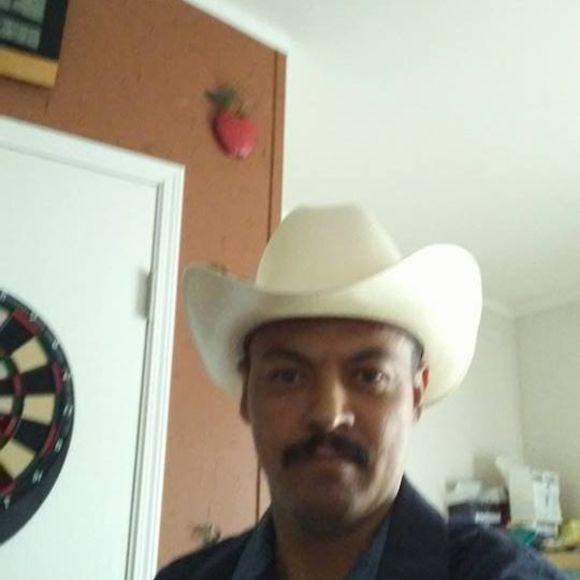 Profile Picture of Alejandro Silva (@alejandrosil938) on Poshmark