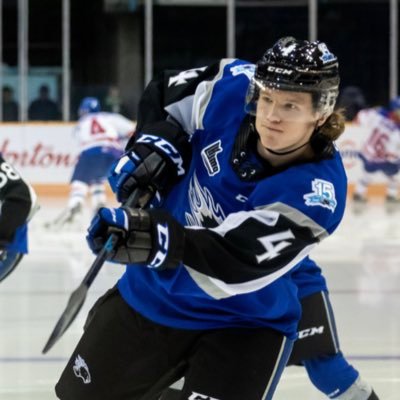 Profile Picture of Locks (@_gouldy17) on Twitter