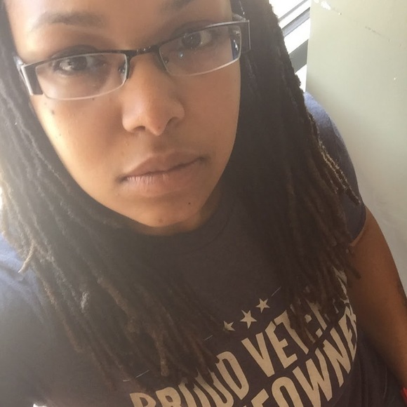 Profile Picture of Kiara Pracket (@kpracket) on Poshmark