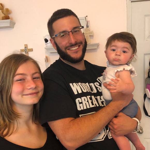 Profile Picture of Adam Schlieper (@stretchjr25) on Poshmark